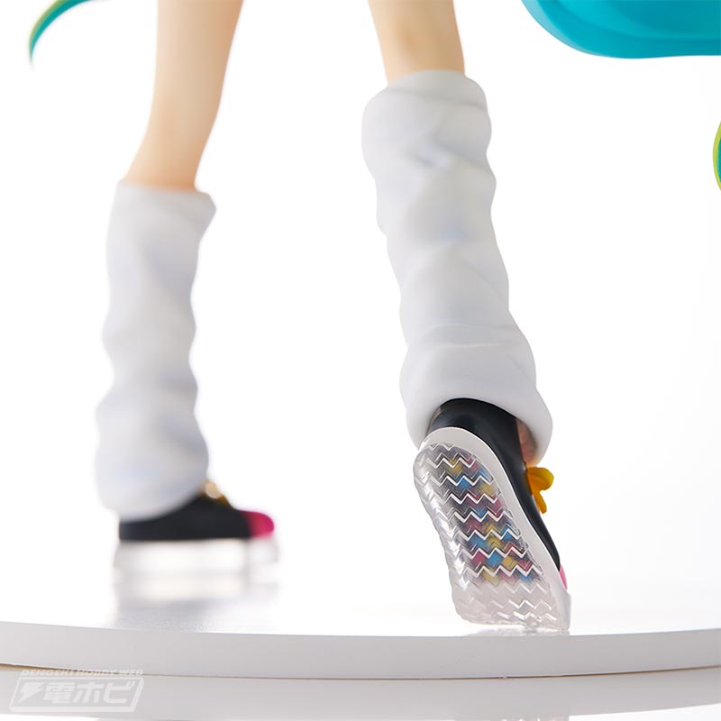 Figurine Hatsune Miku FIGURIZM Catch the Wave 6