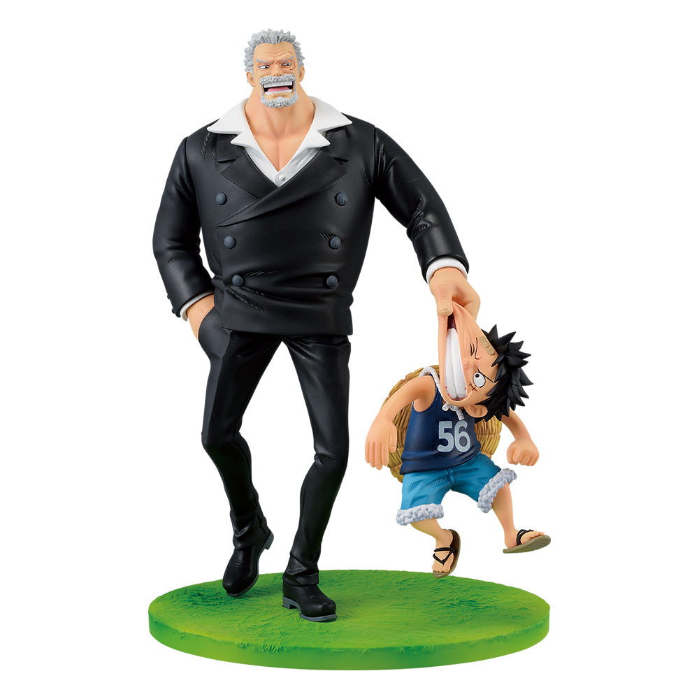 One Piece Figure - Monkey D. Garp & Monkey D. Luffy Ichiban Kuji Road to Dawn Revible Moment