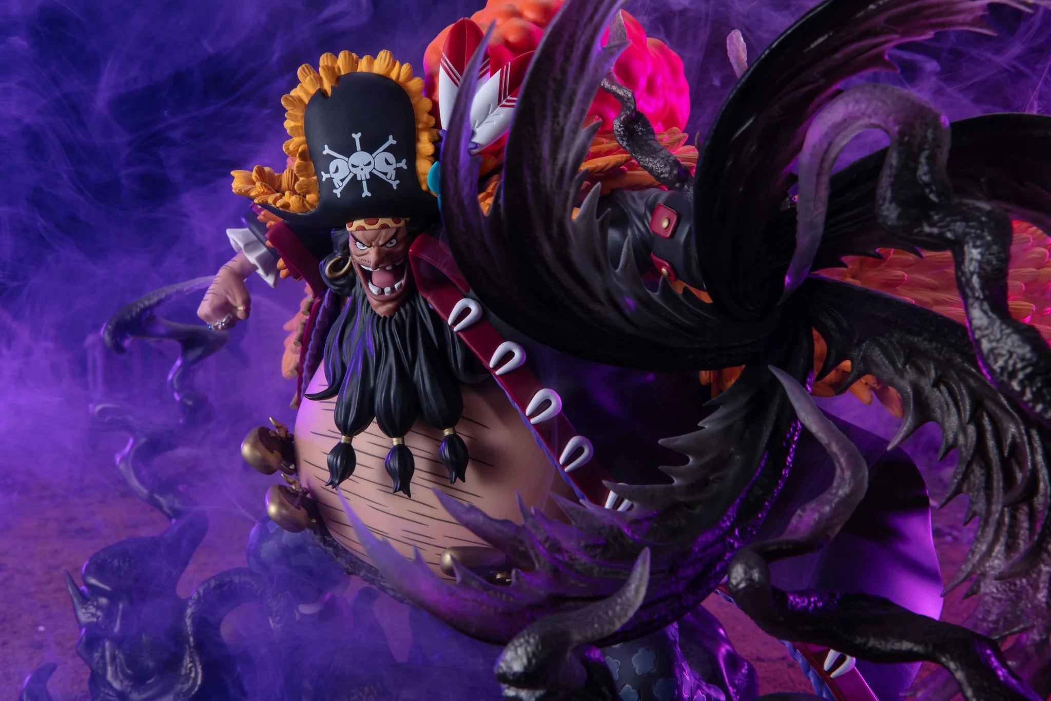 Figura di One Piece - Marshall D. Teach Figuarts Zero Extra Battle Black Vortex