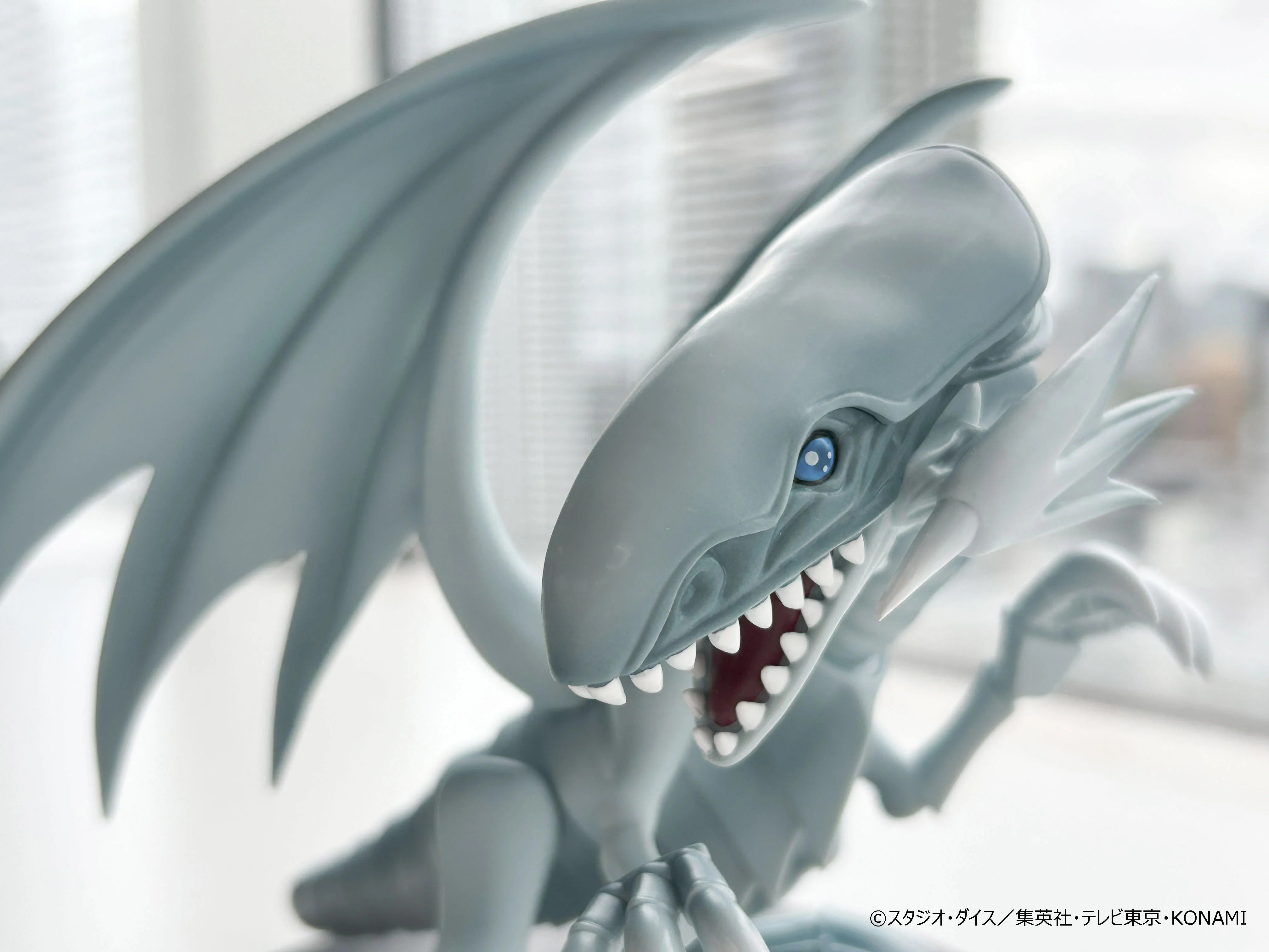 Figurine Yu-Gi-Oh! - Dragon Blanc aux Yeux Bleus Equal Arts