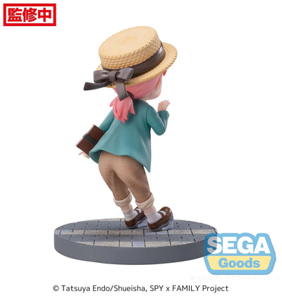 Figurine Anya forger luminasta stylish look