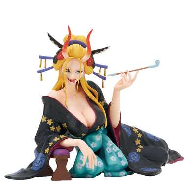 Figurine black maria One Piece waifu onigashima