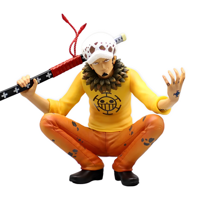 trafalgar_law_figure_suqatting