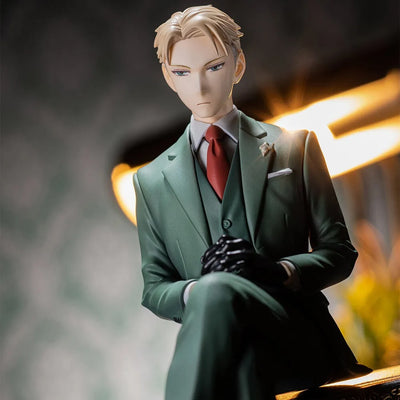 Figurine sega Loid Forger perching