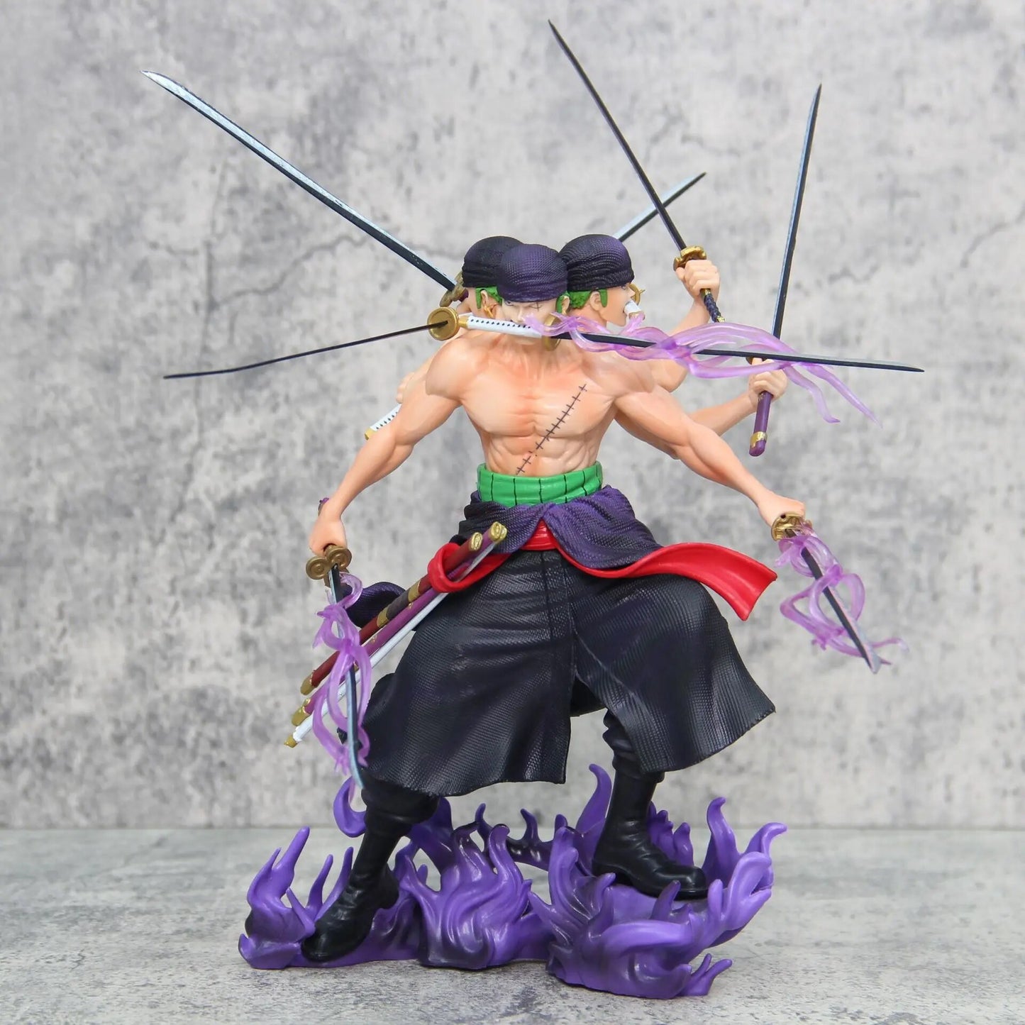 zoro_figure_30cm