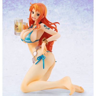 Nami One Piece bikini figurine megahouse