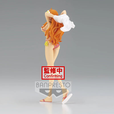 Nami pink version girls on vacation One Piece figure