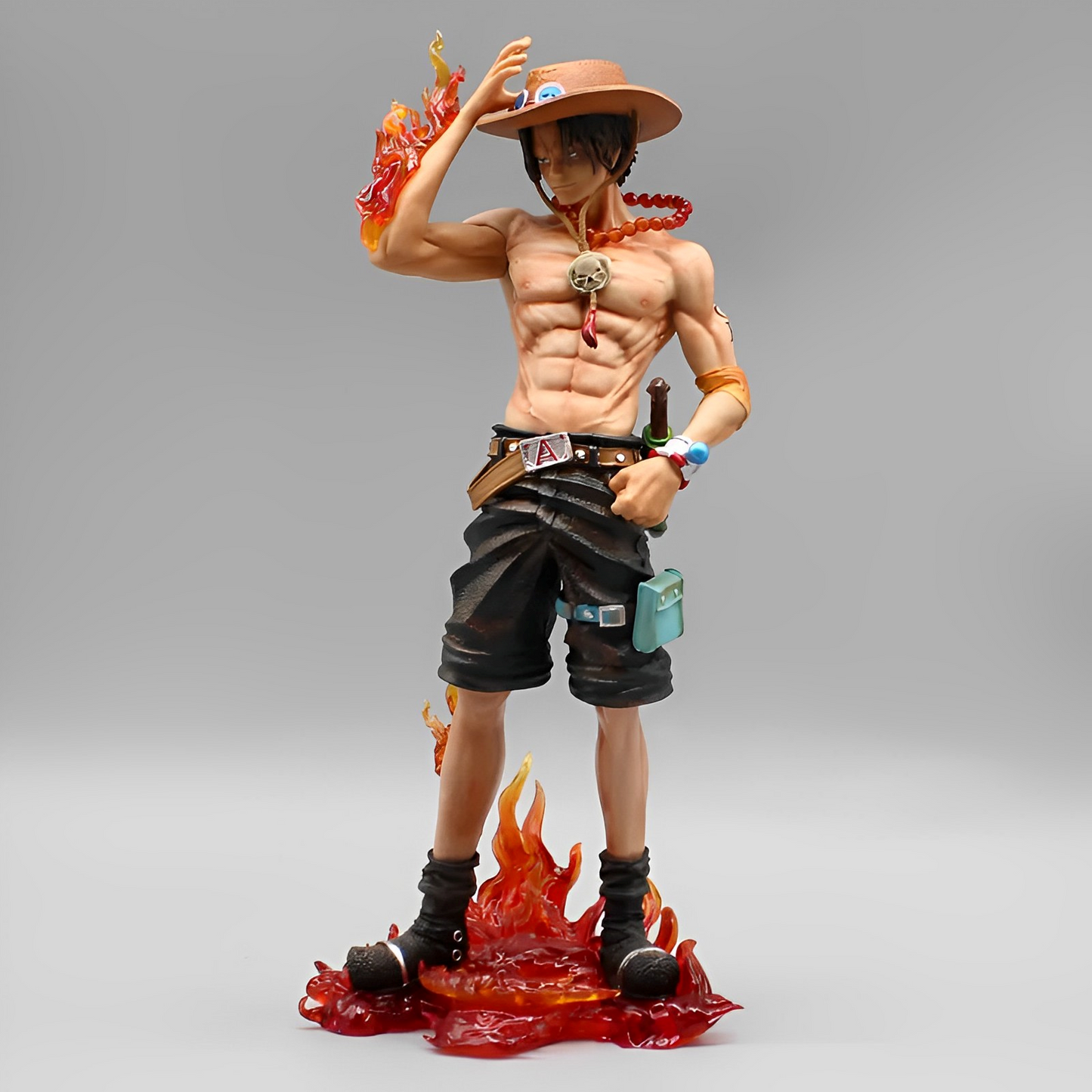 figurine ace en flamme