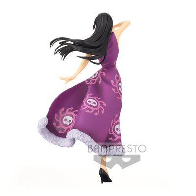 One Piece Boa Hancock figurine lady fight
